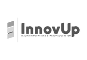Un logo monocromatico con la parola innoup.